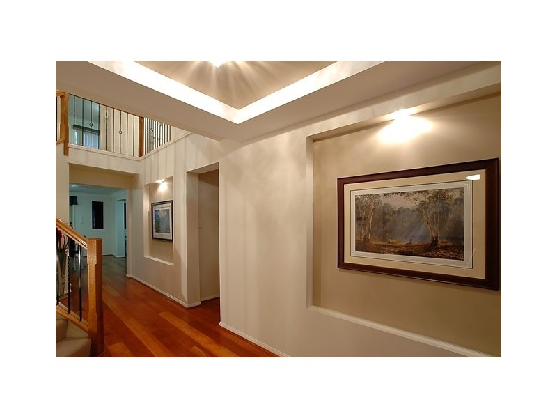 10 Darter Close, North Lakes QLD 4509