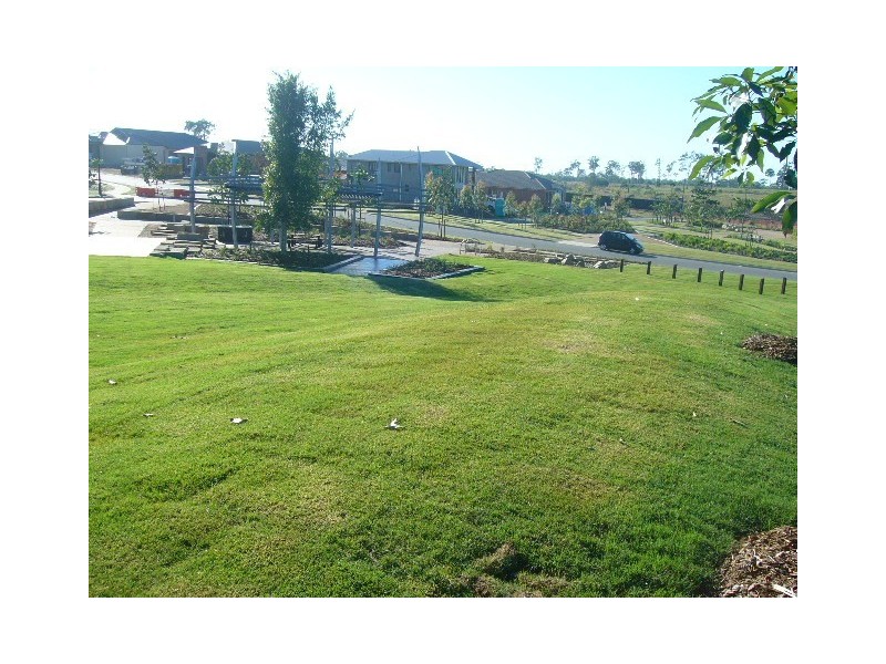 14 Eaton Close, North Lakes QLD 4509