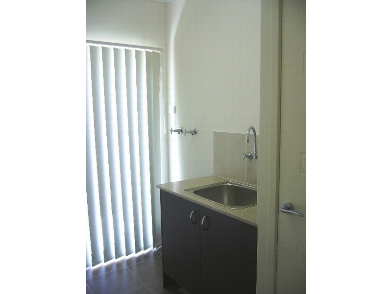 10 Eaton Close, North Lakes QLD 4509
