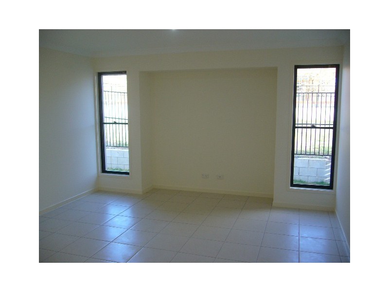 7 Waterway Crescent, Murrumba Downs QLD 4503