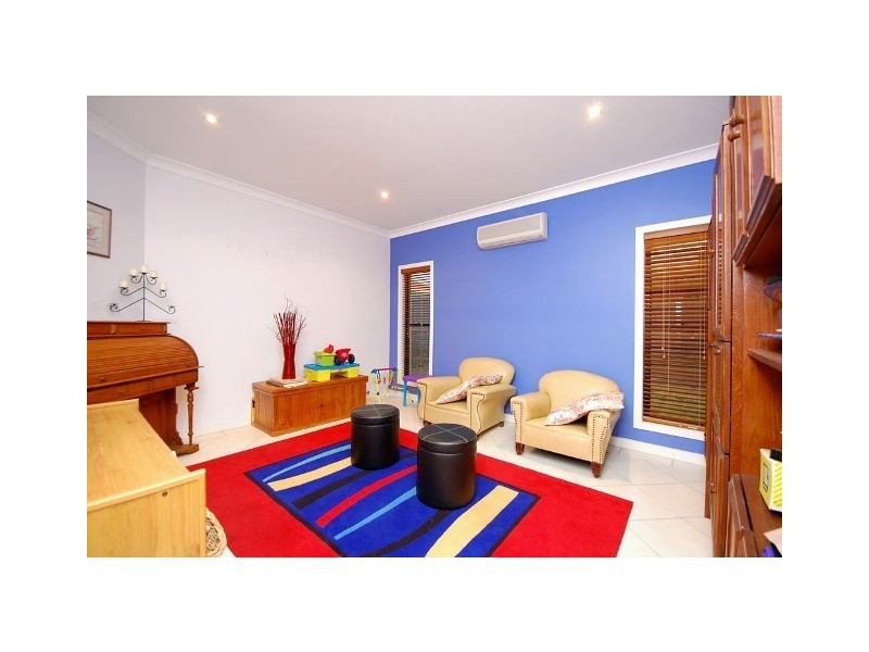 84 Copeland Drive, North Lakes QLD 4509