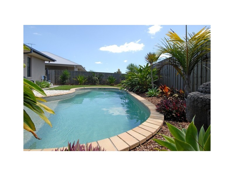 20 Thomson Close, North Lakes QLD 4509