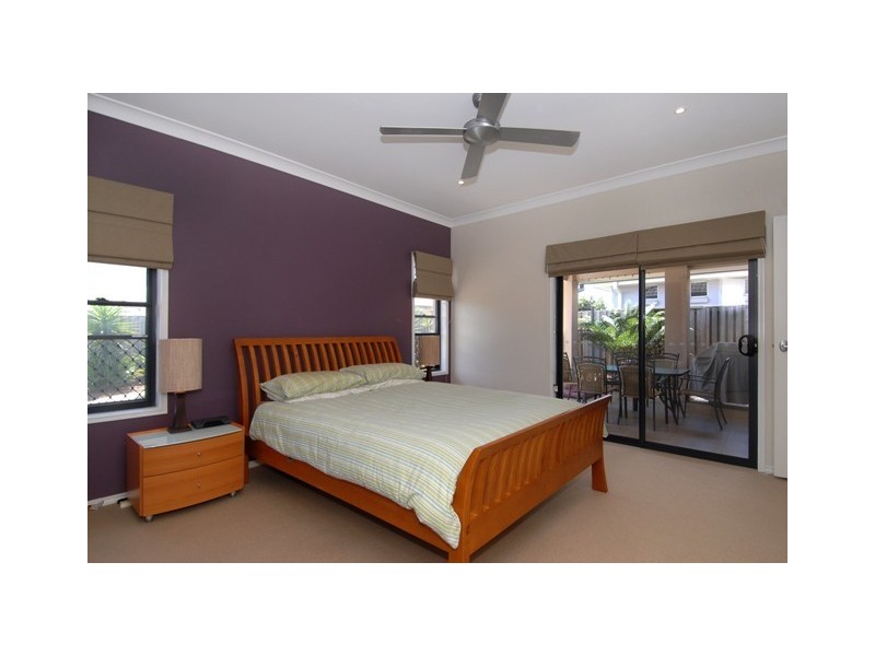 20 Thomson Close, North Lakes QLD 4509