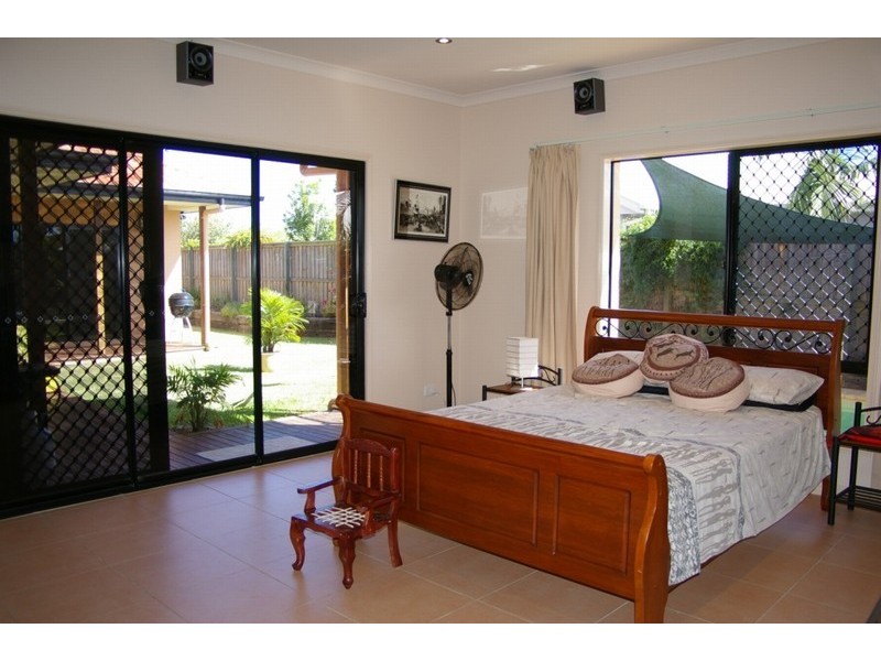 1 Appleby Close, North Lakes QLD 4509
