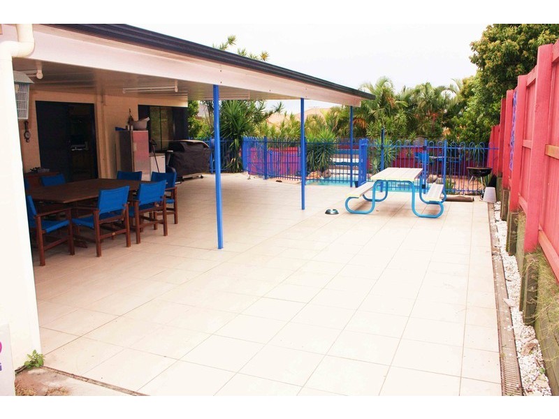 5 Chilton Crescent, North Lakes QLD 4509