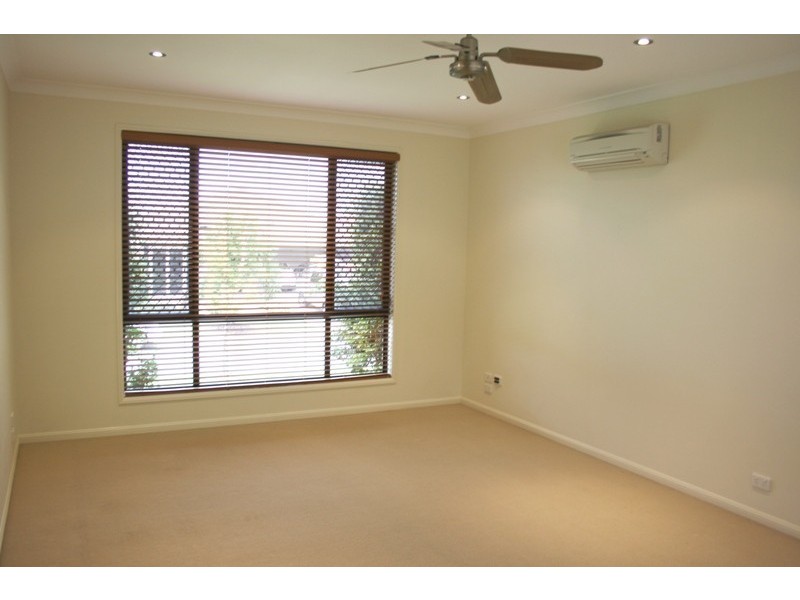 10 Riberry Court, North Lakes QLD 4509