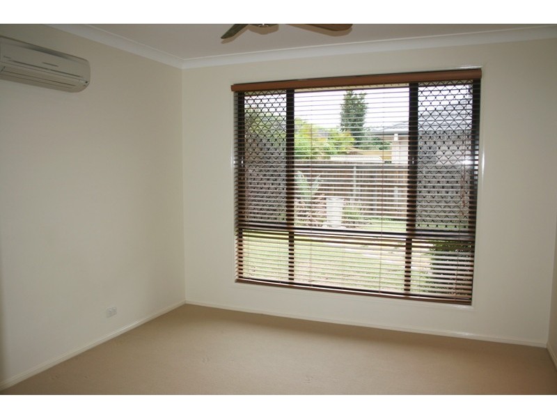 10 Riberry Court, North Lakes QLD 4509
