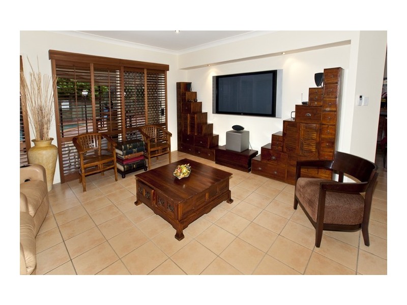 64 Copeland Drive, North Lakes QLD 4509