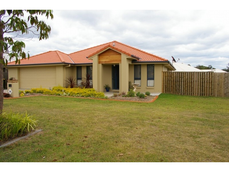 38 Creekside Drive, Narangba QLD 4504