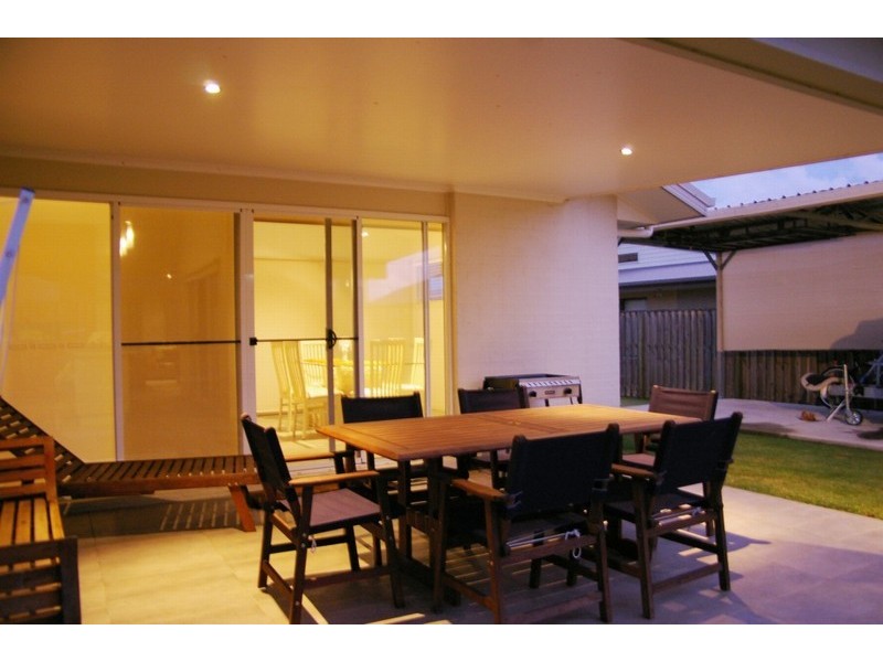 12 Creekside Drive, Narangba QLD 4504