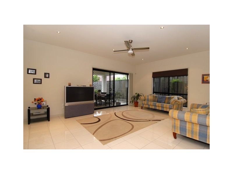 4 Senior Close, North Lakes QLD 4509