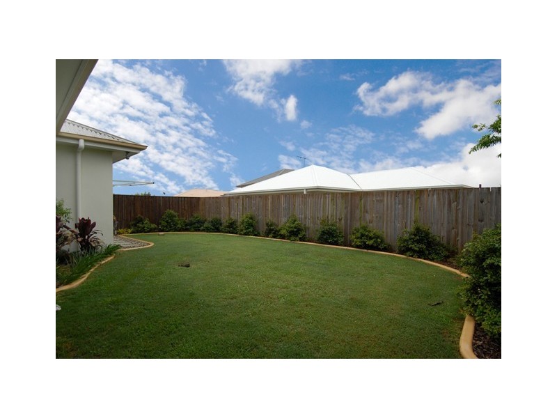 4 Senior Close, North Lakes QLD 4509