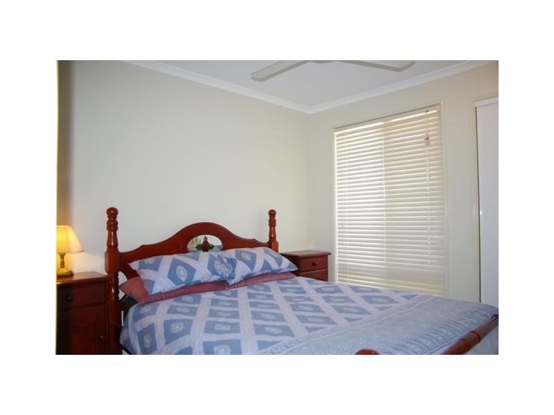 9 Albatross Close, North Lakes QLD 4509