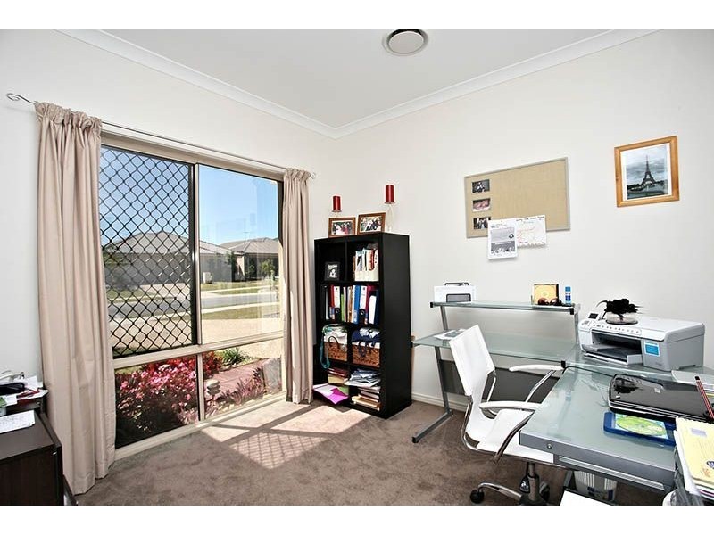 102 Possum Parade, North Lakes QLD 4509