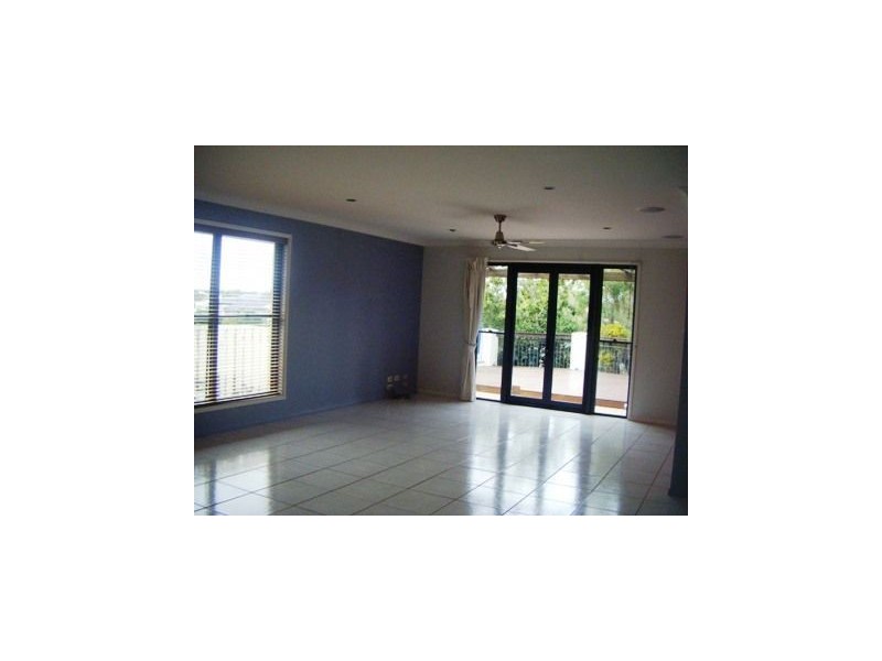 8 Auburn Lane, North Lakes QLD 4509