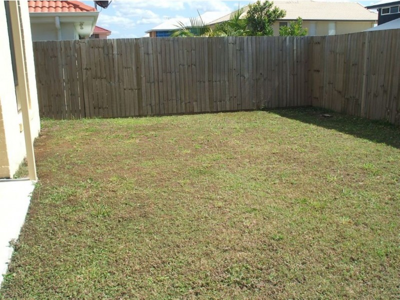 8 Senior Close, North Lakes QLD 4509