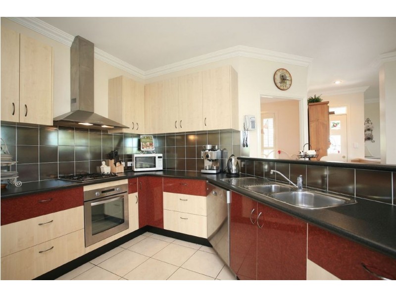 60 Cottonwood Circuit, North Lakes QLD 4509