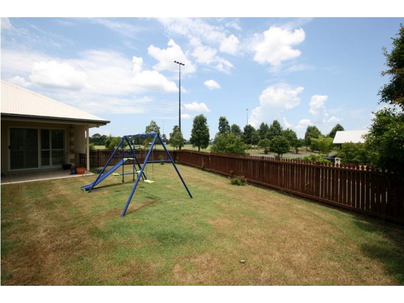 60 Cottonwood Circuit, North Lakes QLD 4509