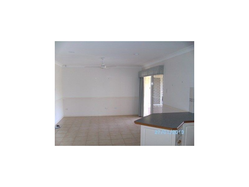 8 Mohr Court, Petrie QLD 4502