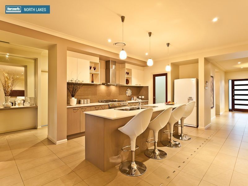 24 Kowari Crescent, North Lakes QLD 4509