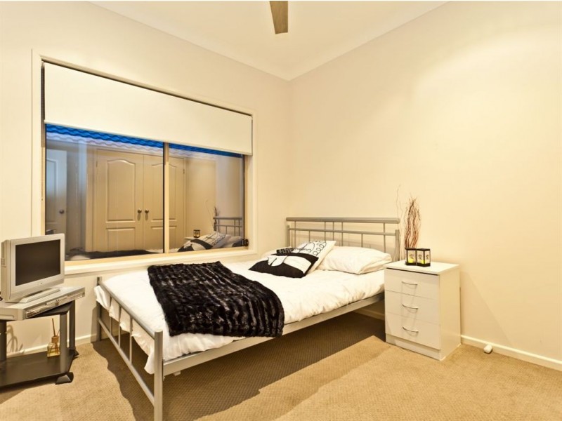 14 Rawlins Crescent, North Lakes QLD 4509