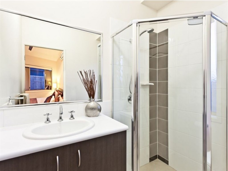 14 Rawlins Crescent, North Lakes QLD 4509