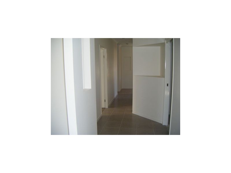 15 Warabi Cres, North Lakes QLD 4509