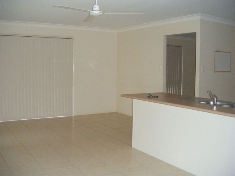 12 Kalbarri, North Lakes QLD 4509