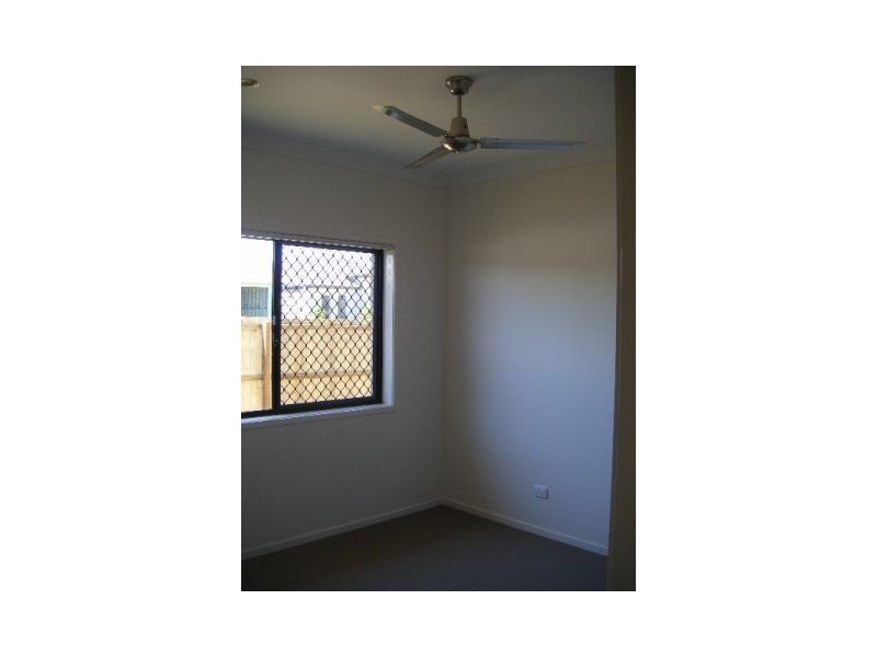 38 Astley Pde, North Lakes QLD 4509