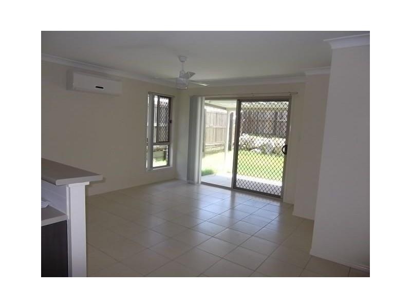 7 Edward Close, North Lakes QLD 4509