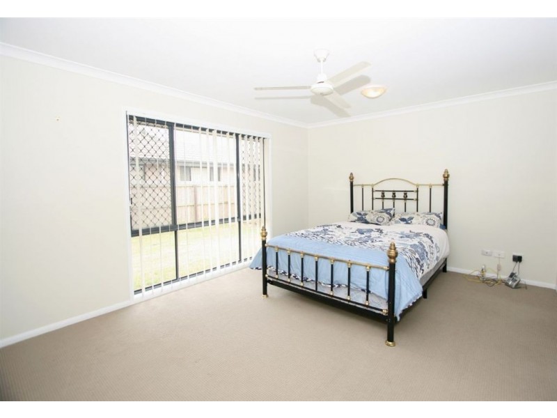 7 McKillop Street, Rothwell QLD 4022