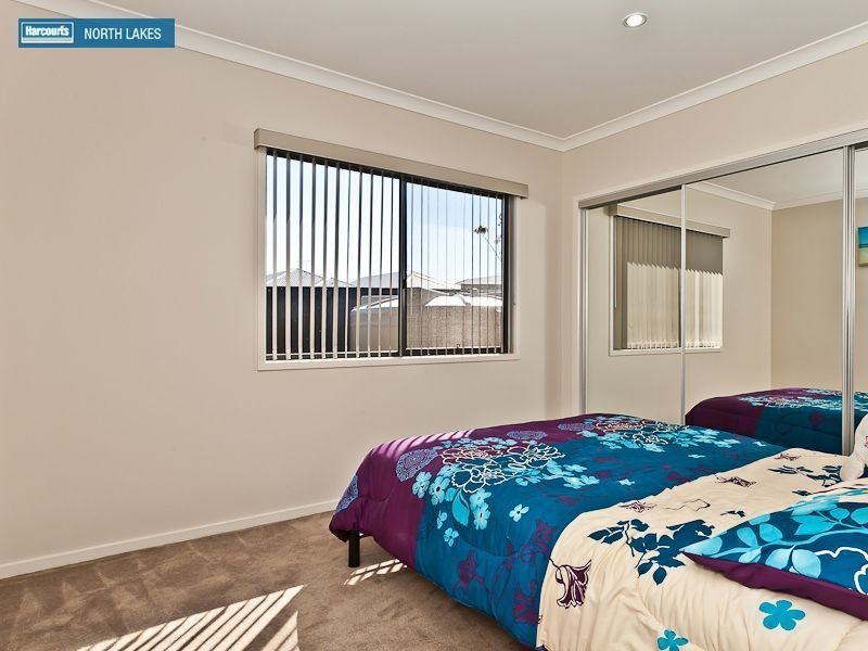 70 Daintree Cct, North Lakes QLD 4509