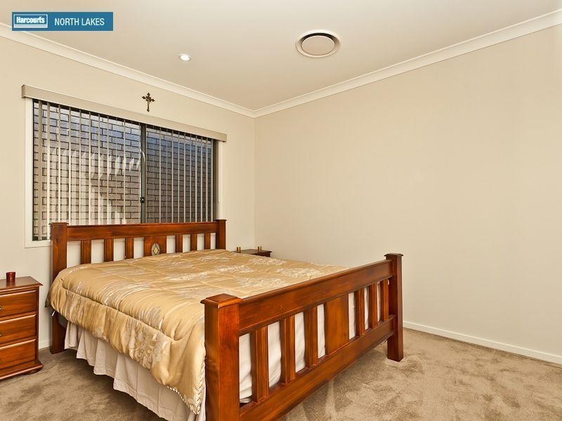 70 Daintree Cct, North Lakes QLD 4509