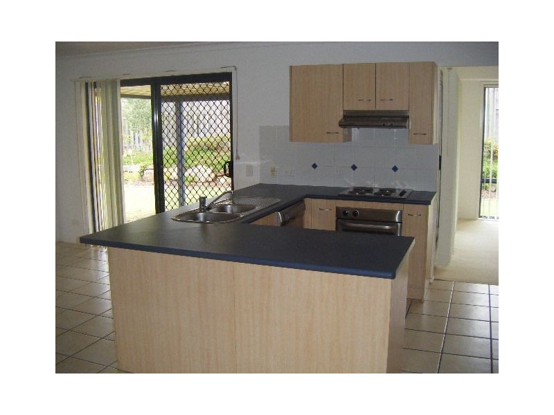 5 Sepia Place, Griffin QLD 4503