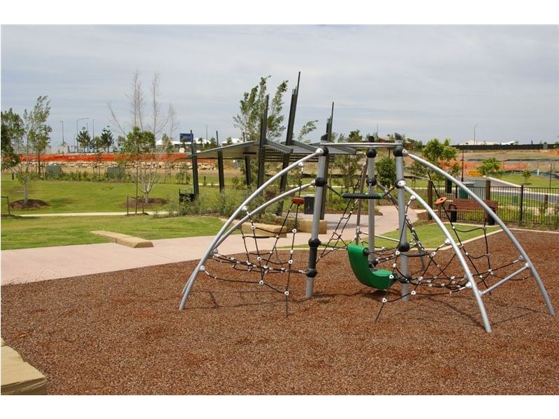 1/7 First Street, North Lakes QLD 4509