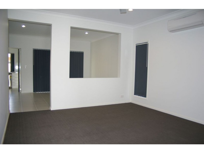 3/5 Kangaroo Street, North Lakes QLD 4509