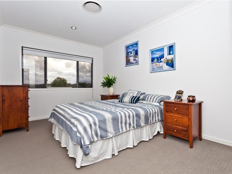 24 Dusky Street, North Lakes QLD 4509