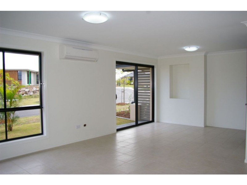 1/15 Highcliff Crescent, North Lakes QLD 4509