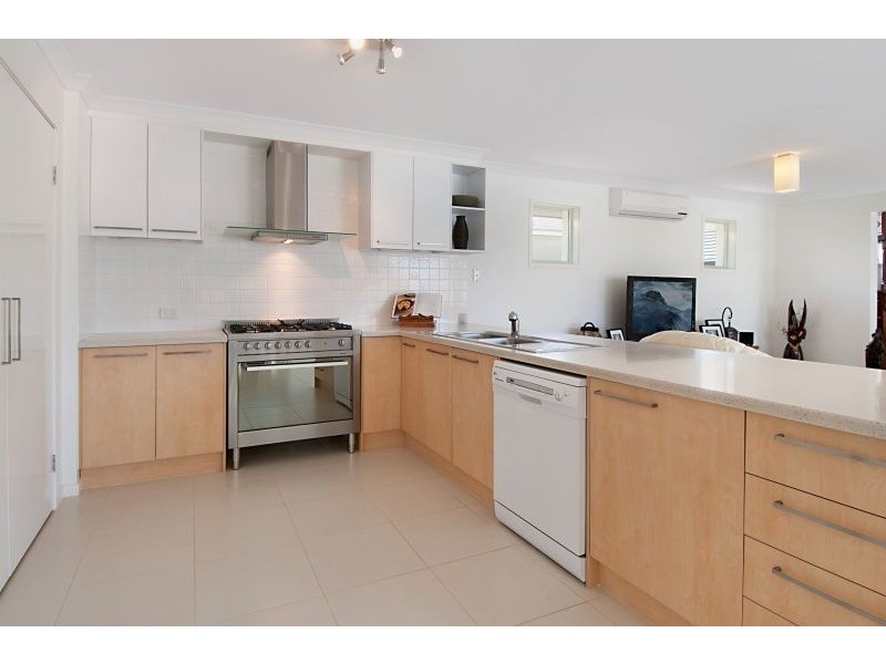 9 Wader Street, North Lakes QLD 4509