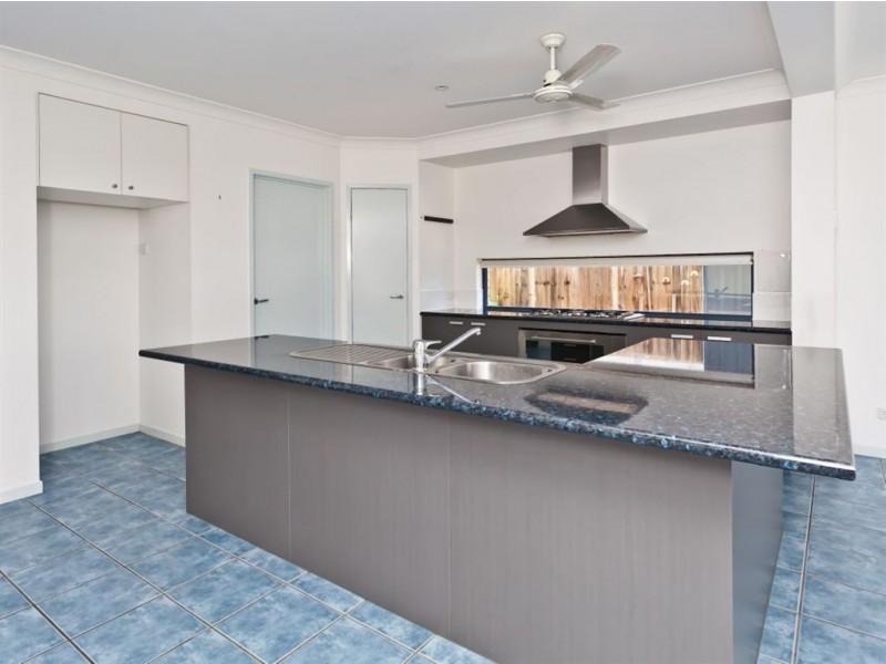 14 Lacebark Street, North Lakes QLD 4509