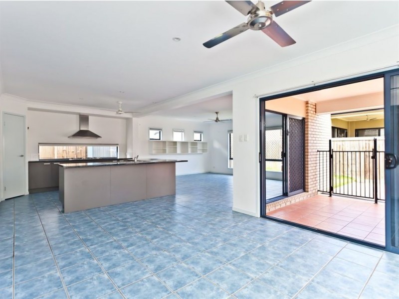 14 Lacebark Street, North Lakes QLD 4509