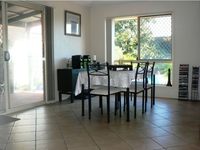 10 Dorrigo Ct, North Lakes QLD 4509