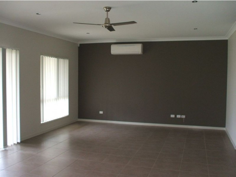 12 Glider Street, North Lakes QLD 4509