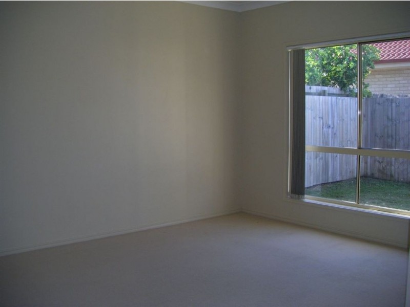 5 Pandorea, North Lakes QLD 4509