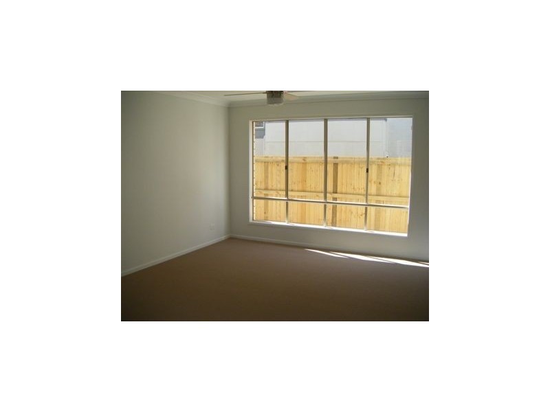 12 Franklin Street, North Lakes QLD 4509