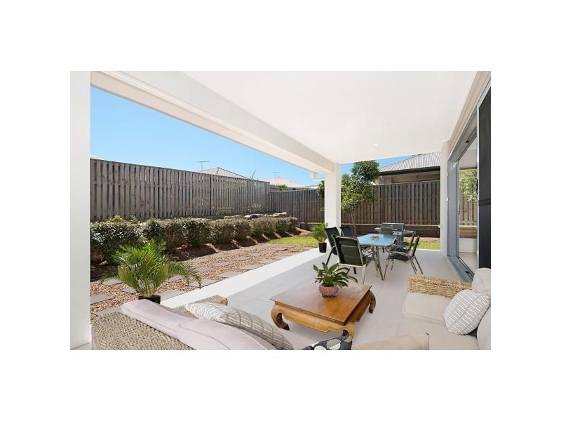 14 Planigale Crescent, North Lakes QLD 4509