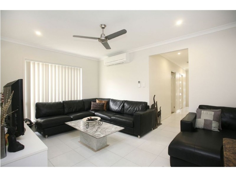 7 Severn Crescent, North Lakes QLD 4509