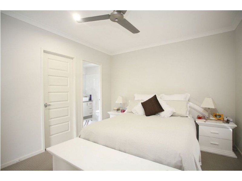 7 Severn Crescent, North Lakes QLD 4509