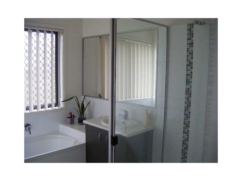 38 Astley Parade, North Lakes QLD 4509