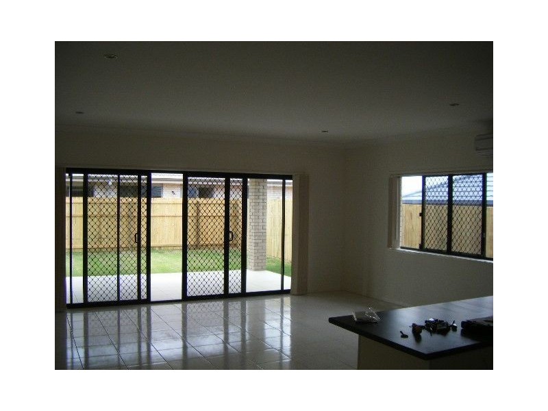 38 Astley Parade, North Lakes QLD 4509